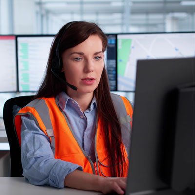 ESMServices-911-Dispacher-Woman-1