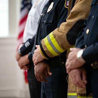 Emergency-Services-Ministries-Hands